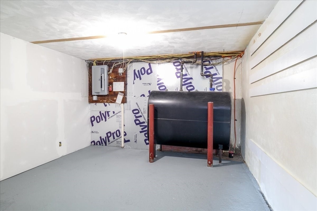 18 Claffey Avenue Worcester, MA 01606 - Photo 37 of 39 a view of room with refrigerator