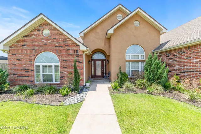 $299,900 | 4318 Faith Drive, New Iberia, LA 70560