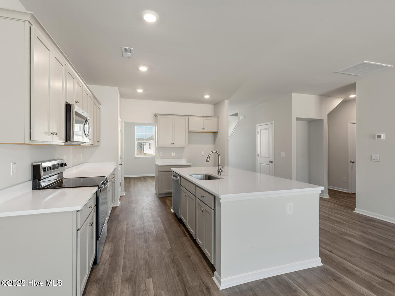 422 Matthews Farm Road, Unit LOT 181 Hubert, NC 28539 - Photo 12 of 45