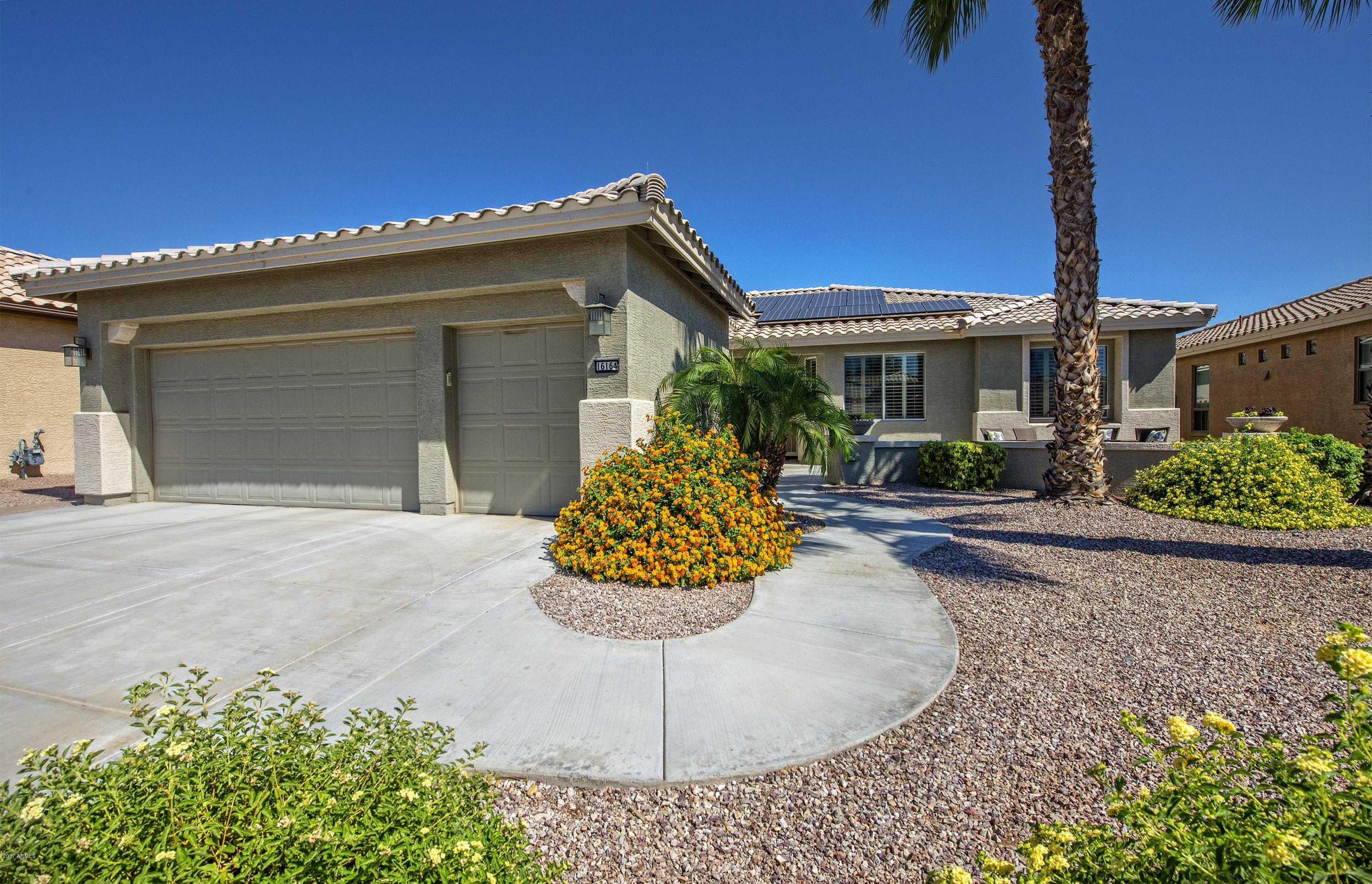 16164 Piccadilly Road Goodyear, AZ 85395 - Photo 3 of 23 Golf Cart Garage