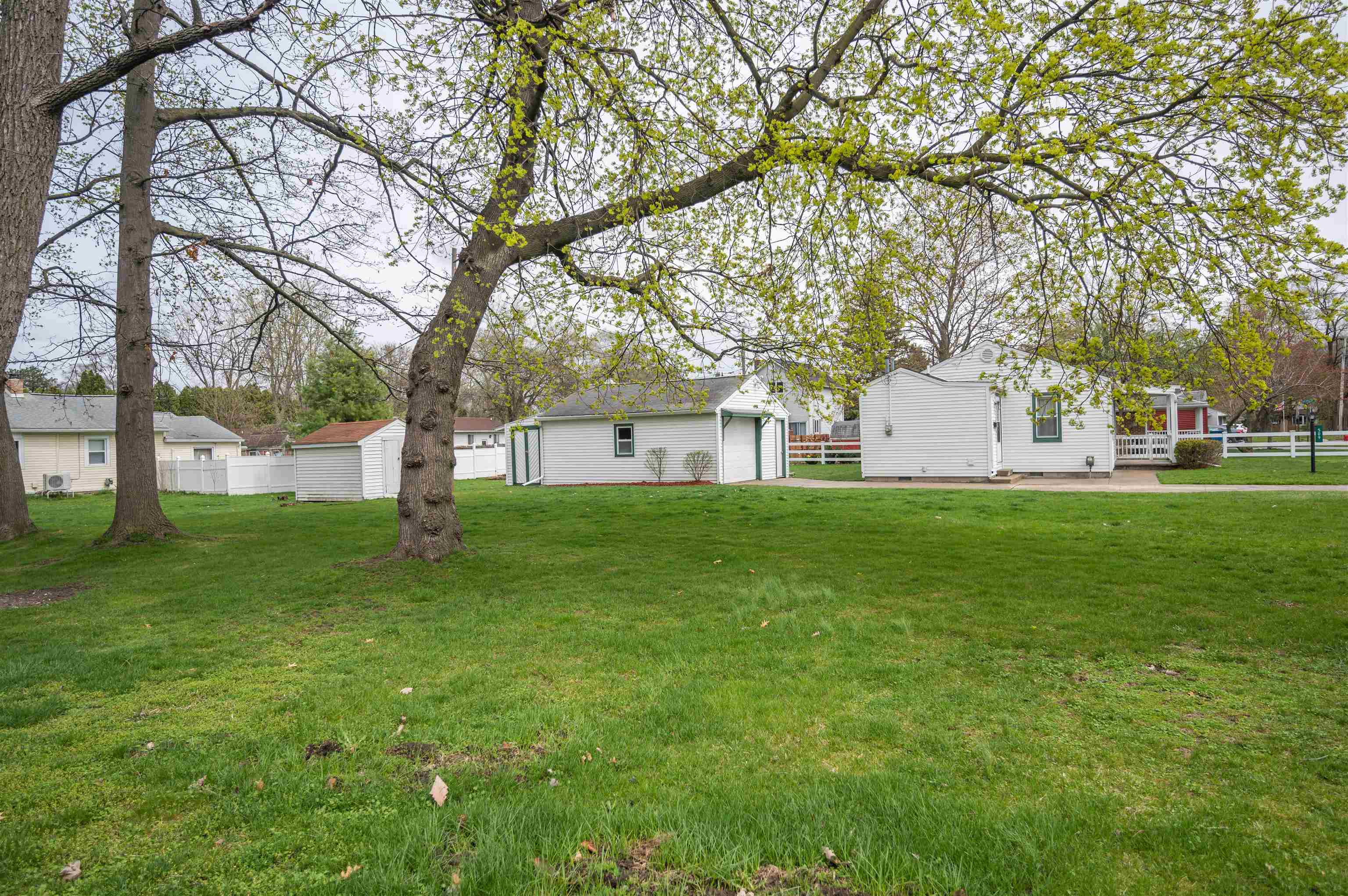 509 Ridge Road Bay City, MI 48708 - Photo 25 of 27