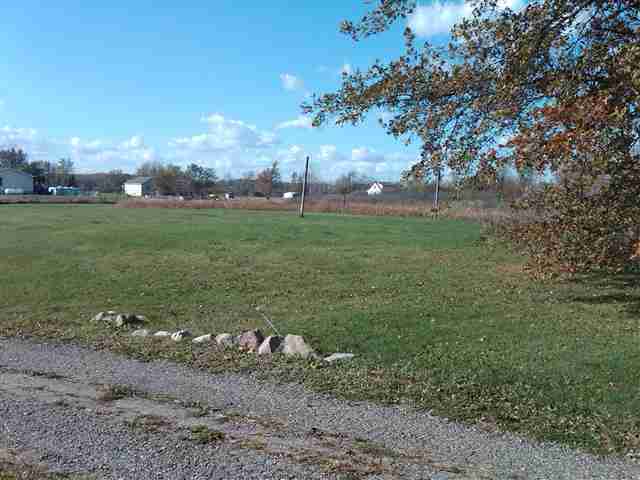 13662 Sullivan Road Capac, MI 48014 - Photo 10 of 11 This is a view of the side yard.