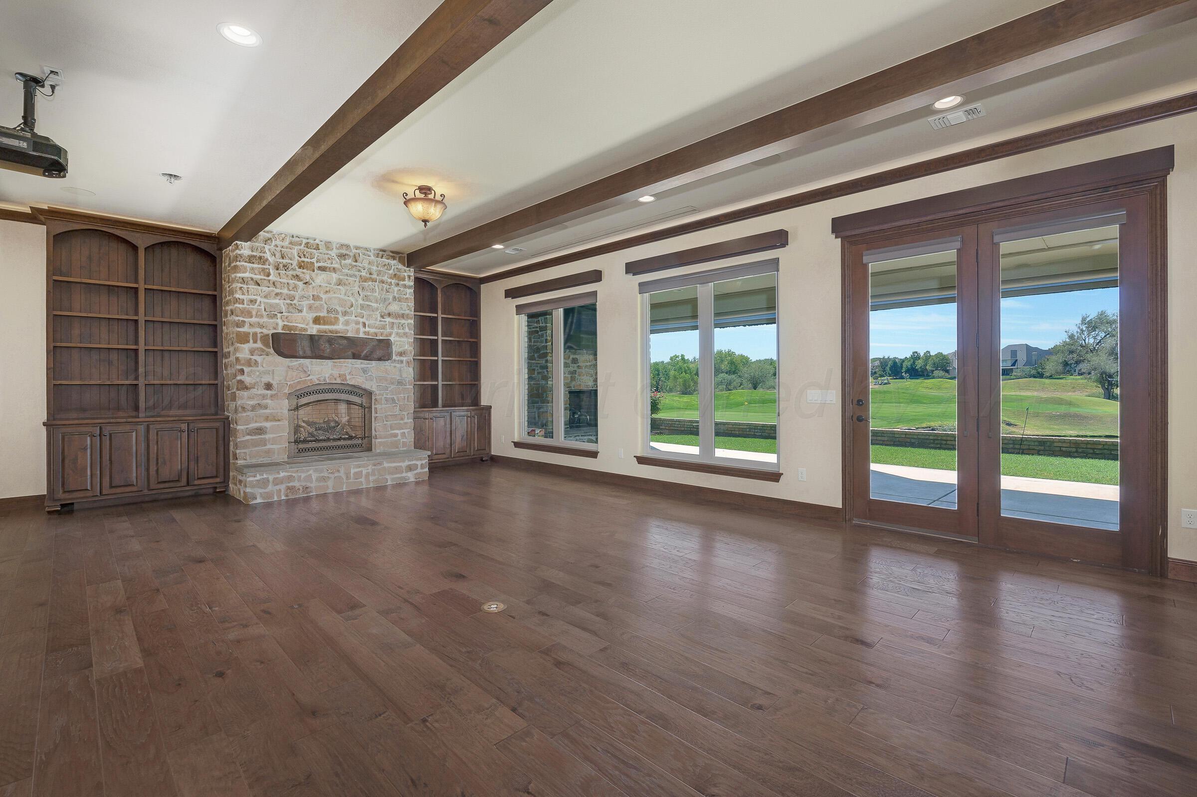 47 Prestwick Lane Amarillo, TX 79124 - Photo 17 of 55 06-Living Room 2