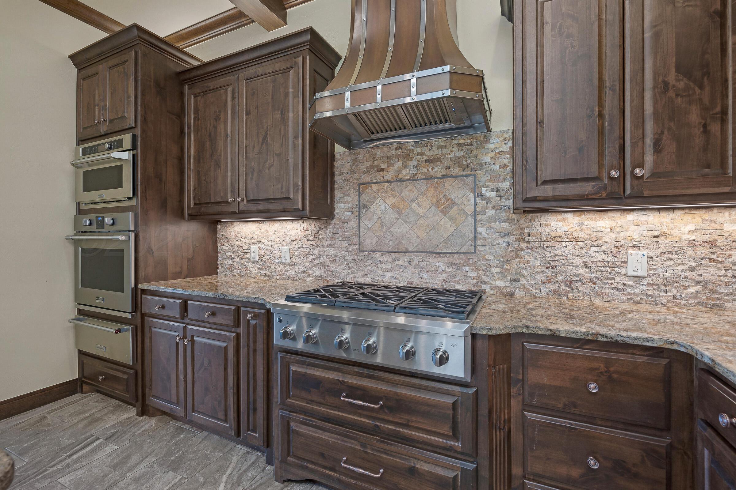 47 Prestwick Lane Amarillo, TX 79124 - Photo 24 of 55 14-Kitchen 4