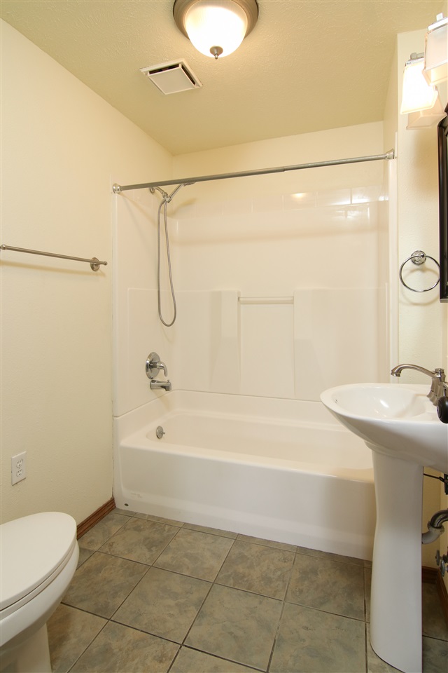 4030 South Woodruff Road Spokane Valley, WA 99206 - Photo 11 of 20 Gallery Image 11
