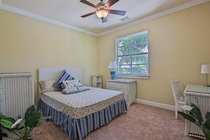 7660 Via Flores Way Boca Raton, FL 33487 - Photo 19 of 24 GUEST BEDROOM