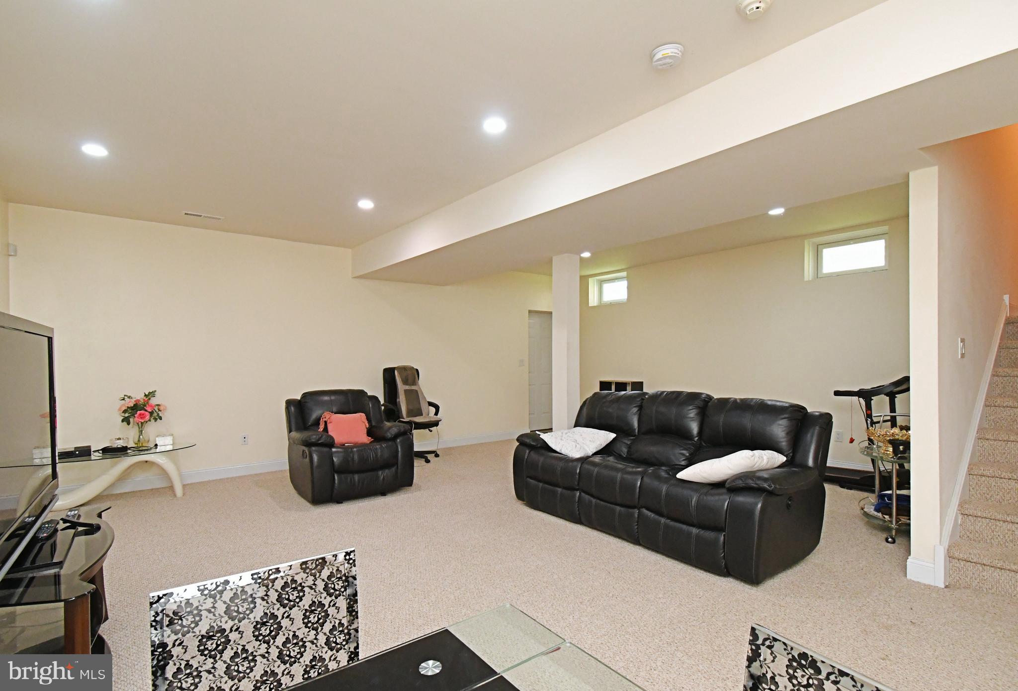 13113 Worthington Road Philadelphia, PA 19116 - Photo 45 of 63