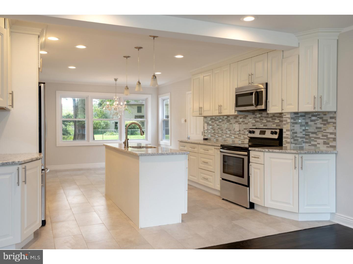 335 Michael Road Yardley, PA 19067 - Photo 5 of 25 Gallery Image 5