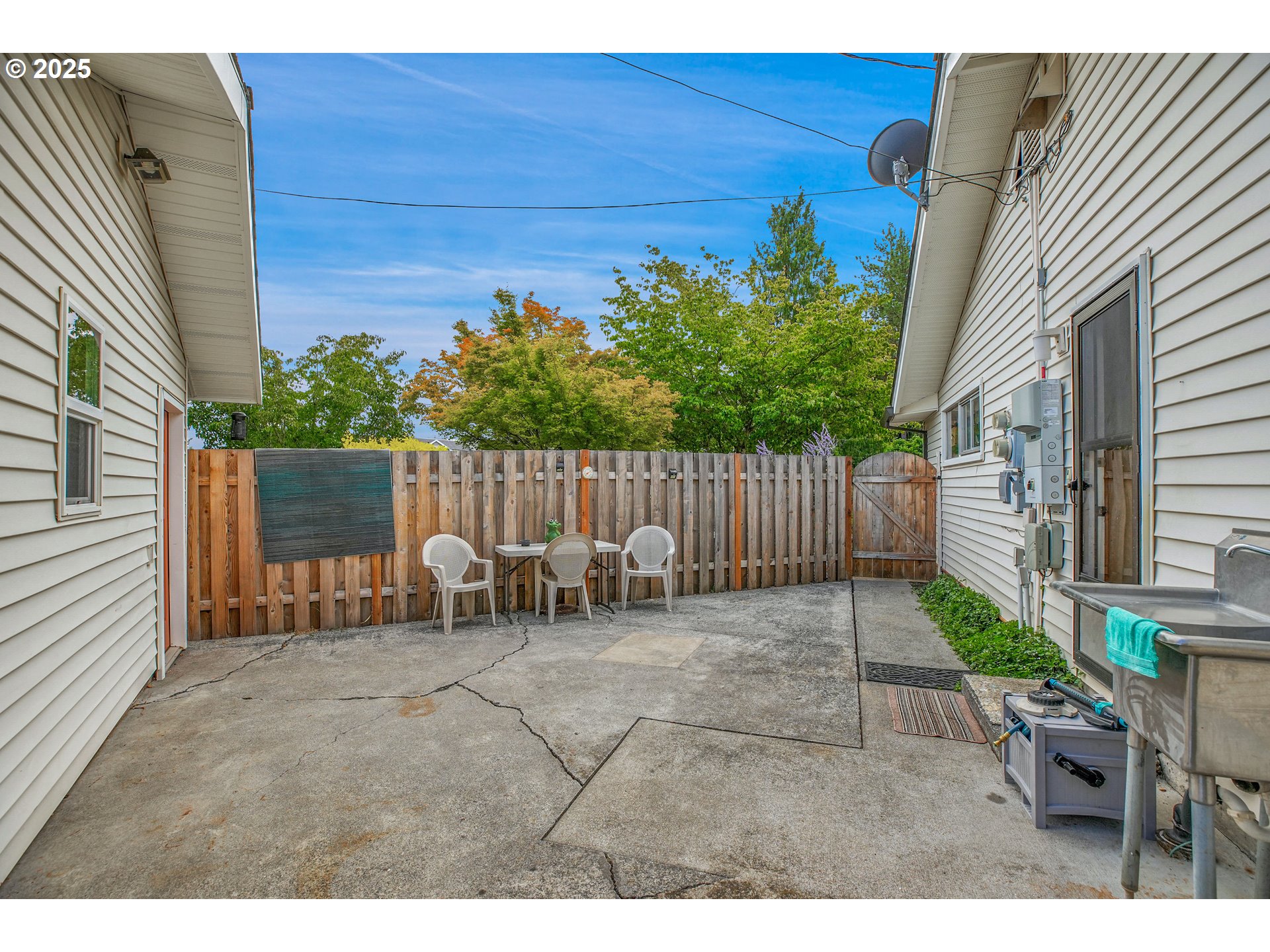 6175 Southwest Alice Lane Beaverton, OR 97008 - Photo 39 of 44