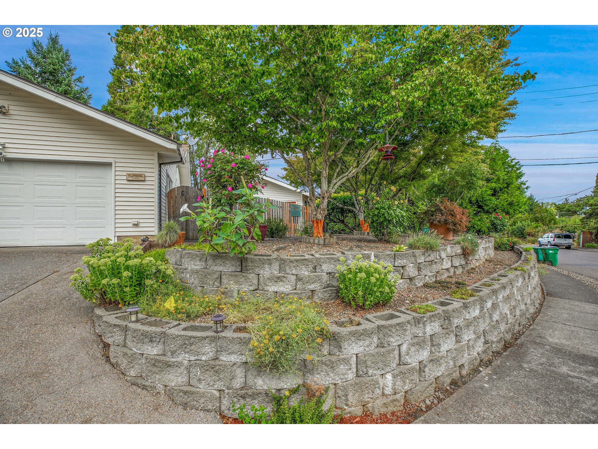 6175 Southwest Alice Lane Beaverton, OR 97008 - Photo 4 of 44