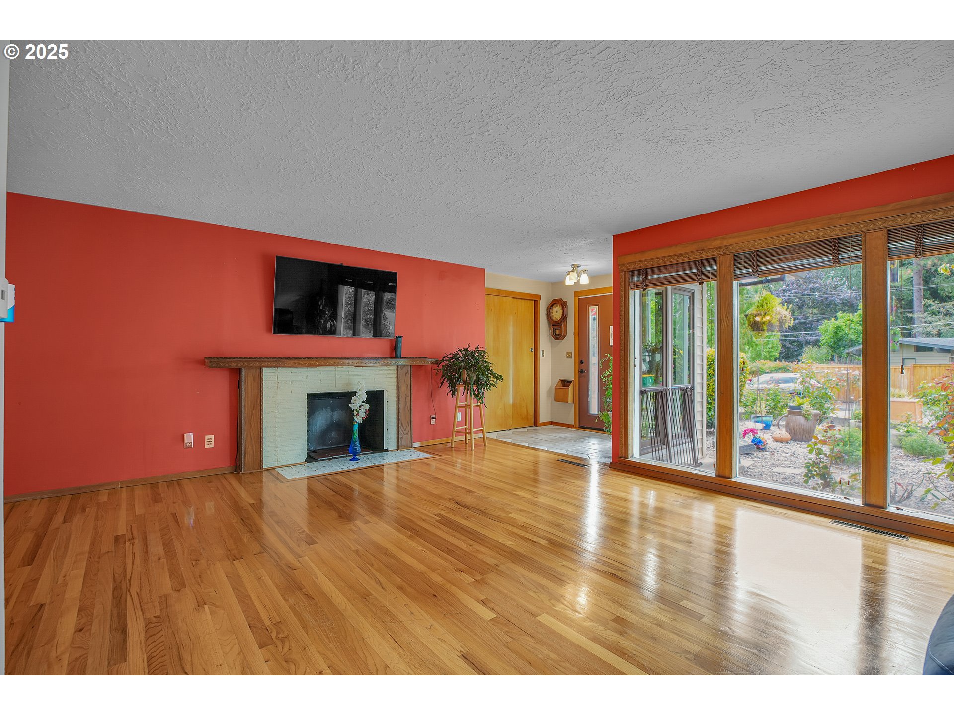 6175 Southwest Alice Lane Beaverton, OR 97008 - Photo 8 of 44