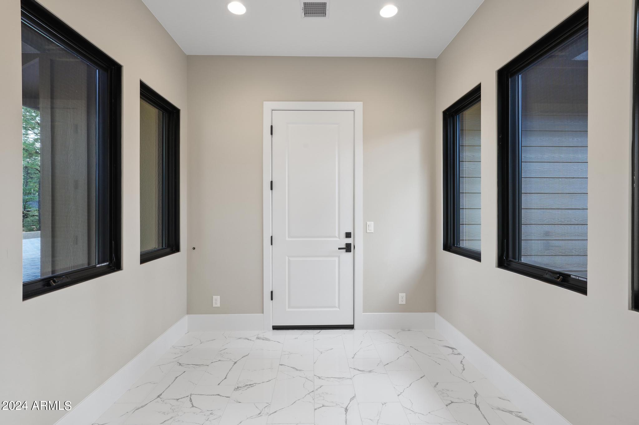 1804 East Senna Point Payson, AZ 85541 - Photo 33 of 67 Mud Room