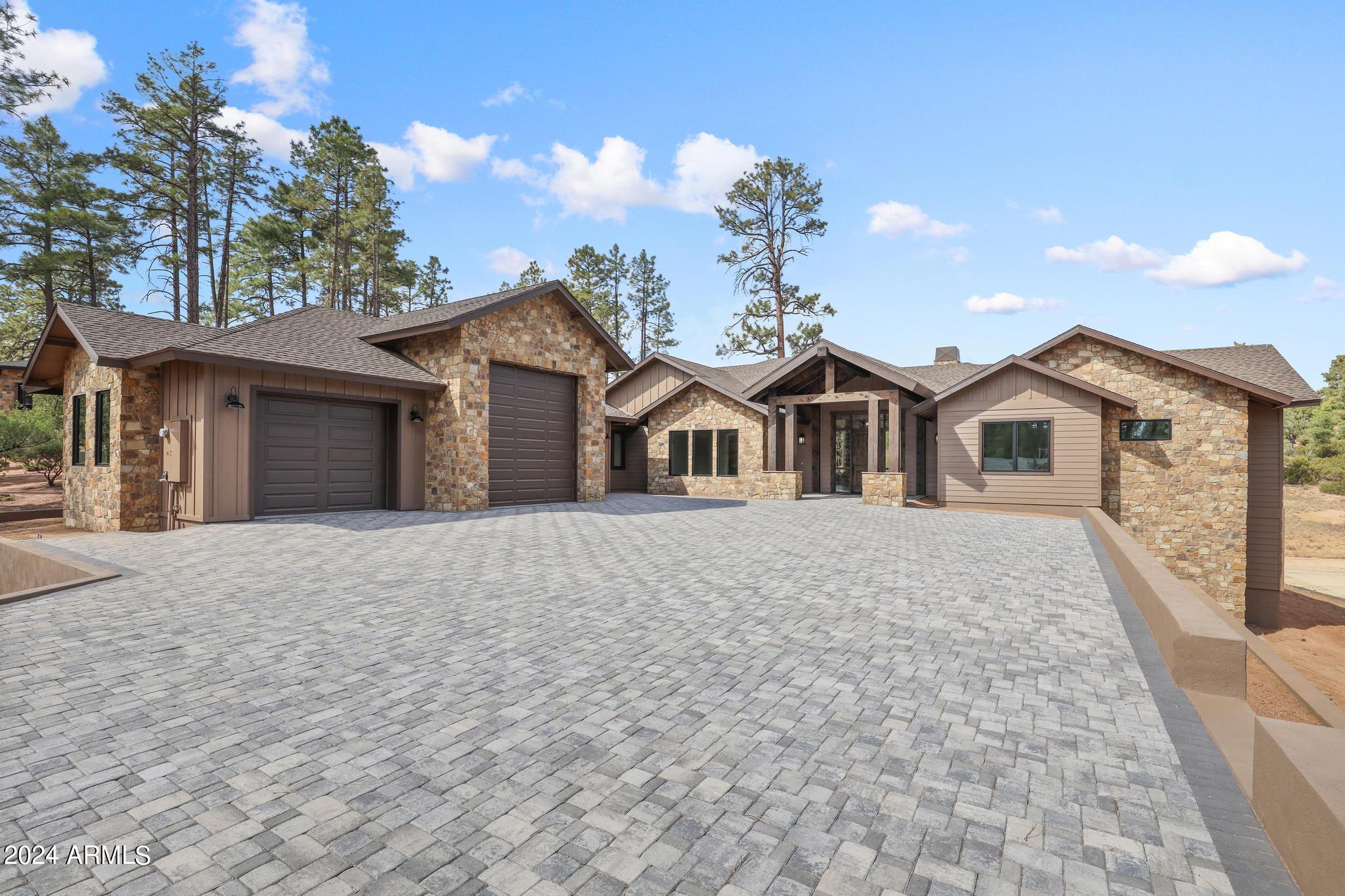 1804 East Senna Point Payson, AZ 85541 - Photo 5 of 67 Another Garage View