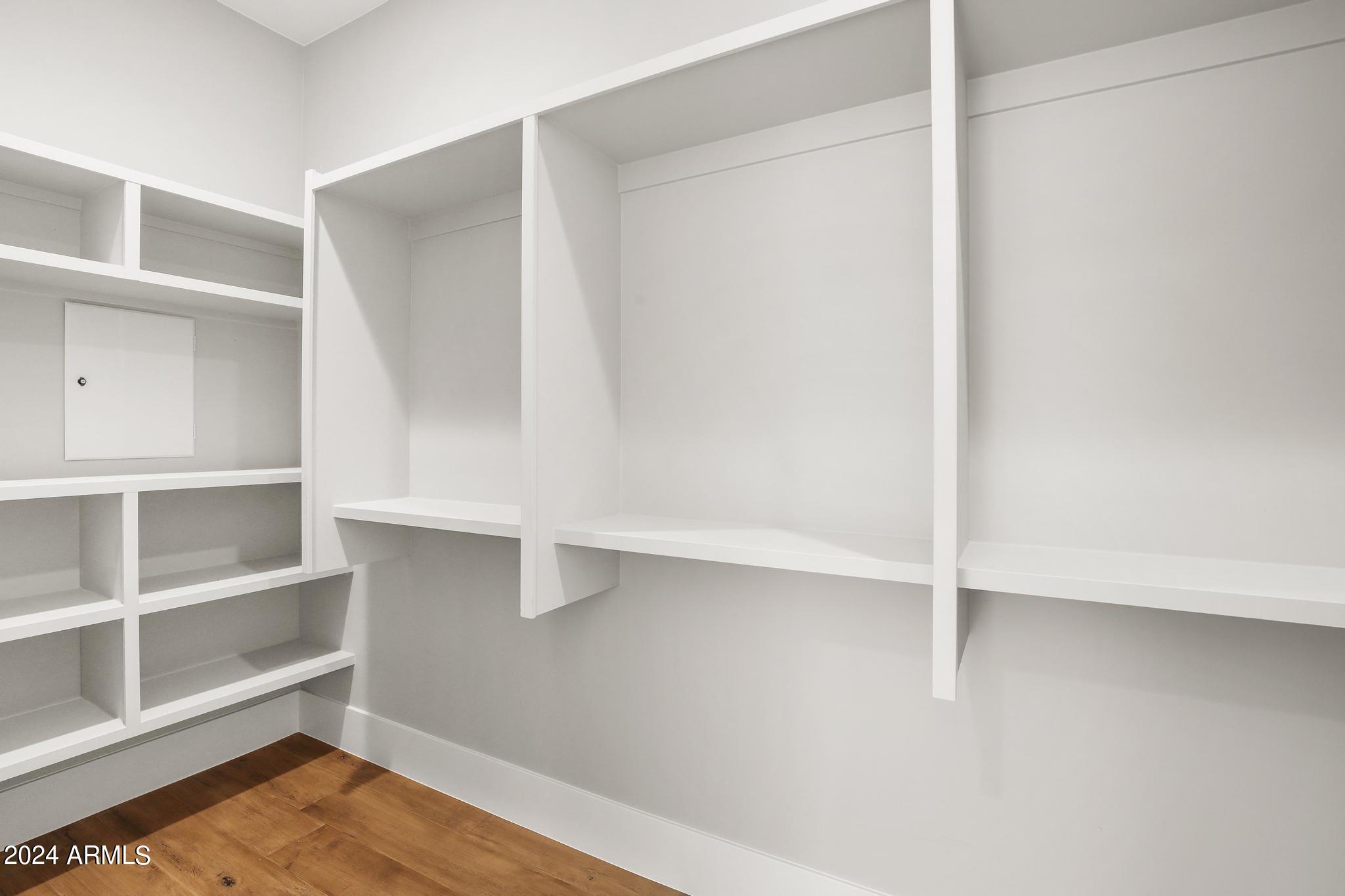 1804 East Senna Point Payson, AZ 85541 - Photo 53 of 67 Ensuite 2 Large Walk in Closet - Copy