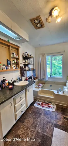 $429,000 | 19 Glacier Road, Bonners Ferry, ID 83805