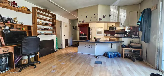 $429,000 | 19 Glacier Road, Bonners Ferry, ID 83805