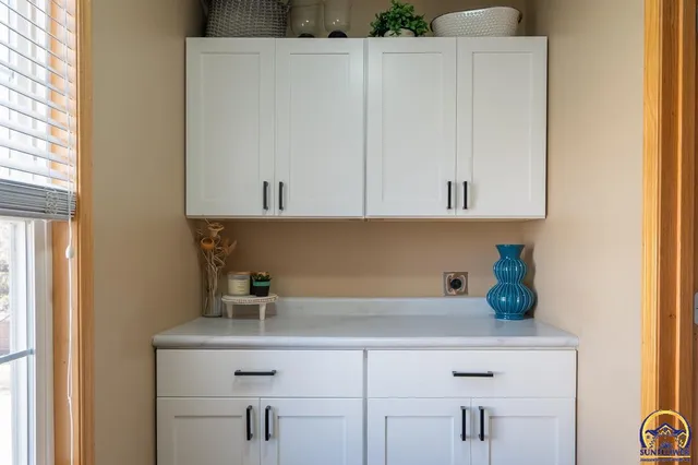 $380,000 | 4334 Southeast Oakwood Street, Topeka, KS 66609