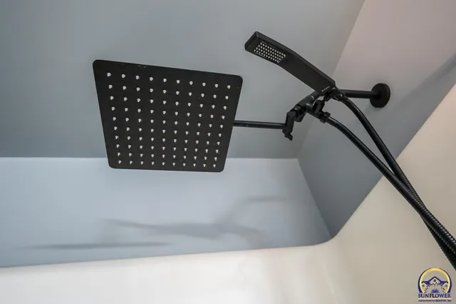 $380,000 | 4334 Southeast Oakwood Street, Topeka, KS 66609