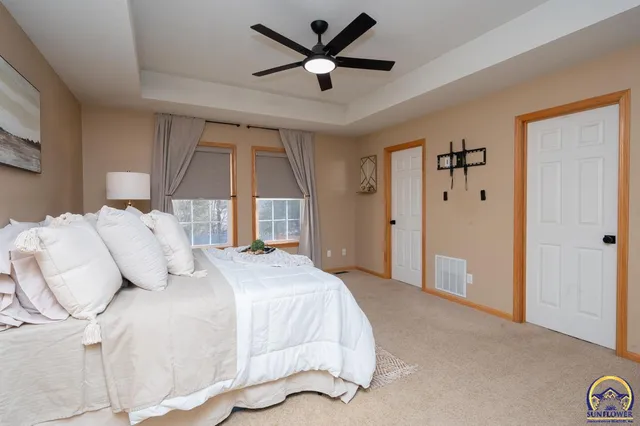 $380,000 | 4334 Southeast Oakwood Street, Topeka, KS 66609