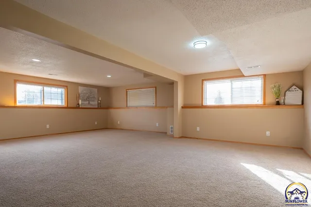 $380,000 | 4334 Southeast Oakwood Street, Topeka, KS 66609