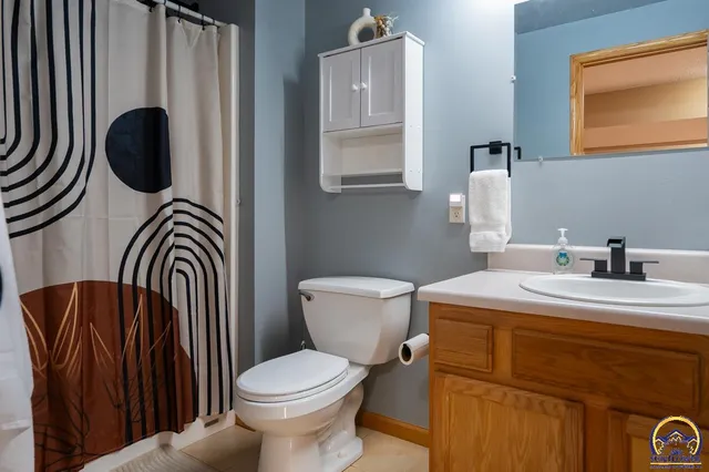 $380,000 | 4334 Southeast Oakwood Street, Topeka, KS 66609