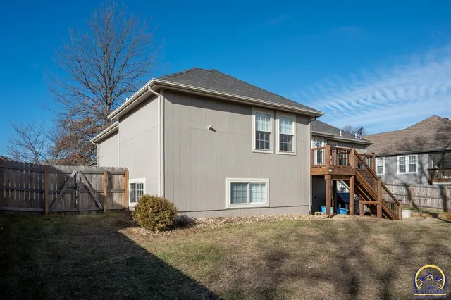 $380,000 | 4334 Southeast Oakwood Street, Topeka, KS 66609