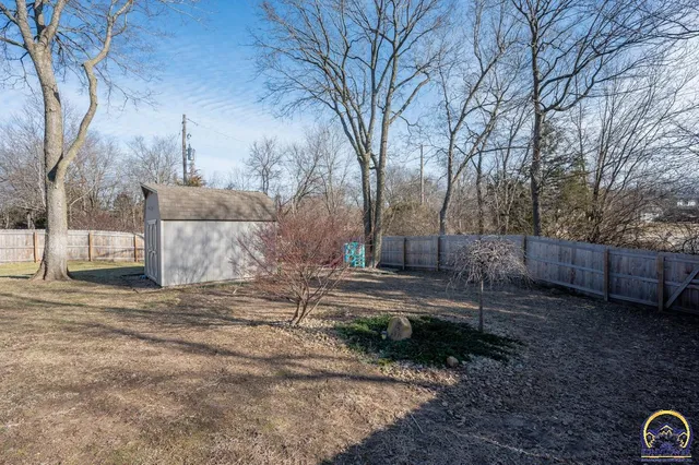 $380,000 | 4334 Southeast Oakwood Street, Topeka, KS 66609