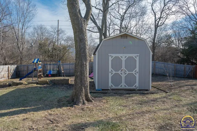 $380,000 | 4334 Southeast Oakwood Street, Topeka, KS 66609