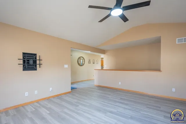 $380,000 | 4334 Southeast Oakwood Street, Topeka, KS 66609