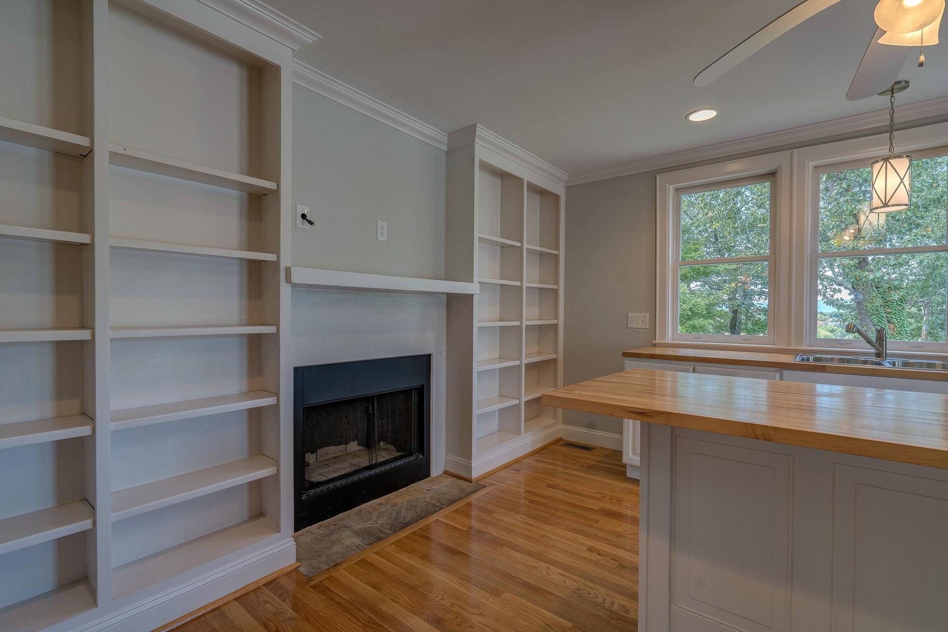 2527 Nottingham Road Southeast Roanoke, VA 24014 - Photo 17 of 38 014-330588-DSC00376_77_78_79_80_8328252