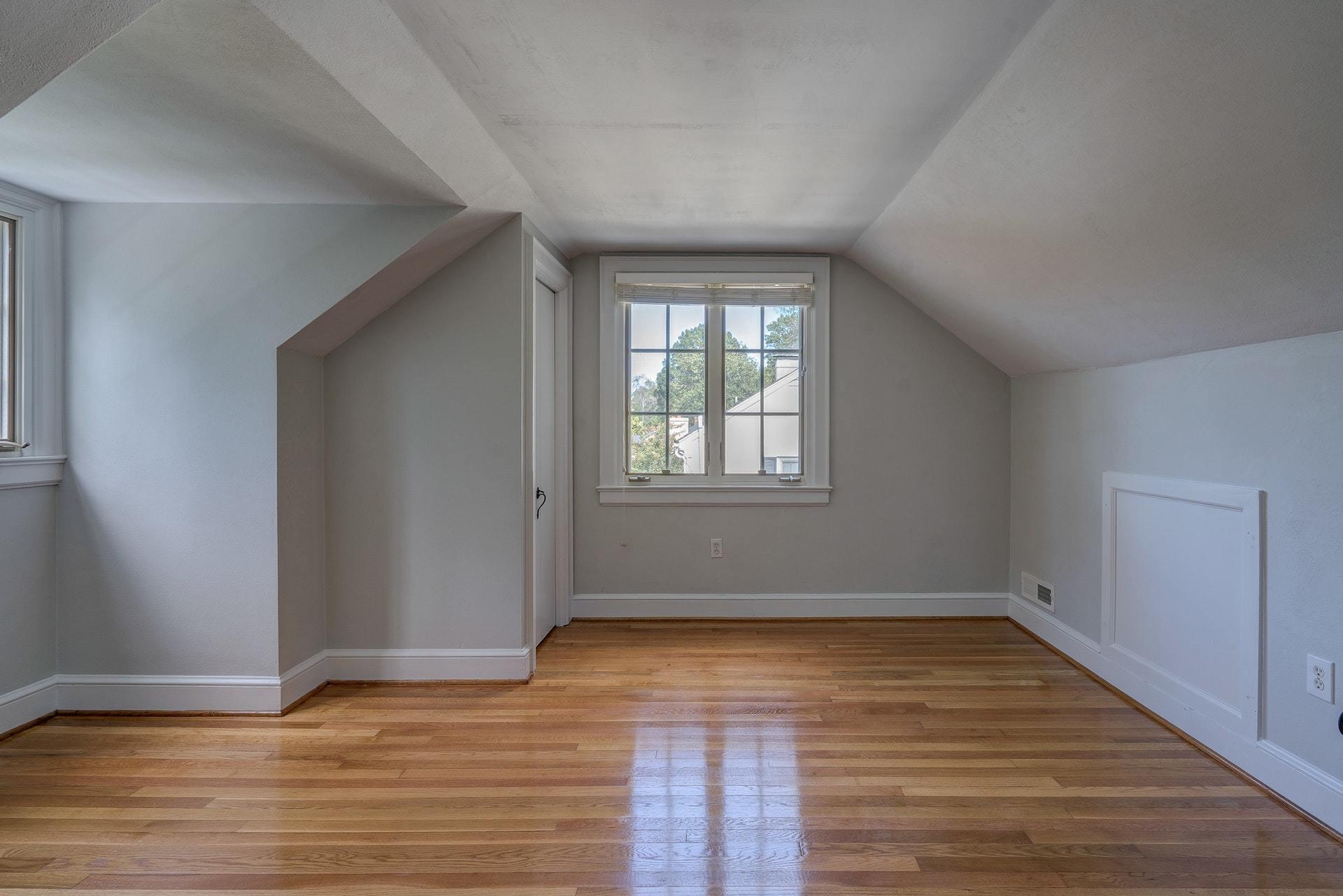 2527 Nottingham Road Southeast Roanoke, VA 24014 - Photo 29 of 38 025-330588-DSC00421_2_3_4_5_8328289