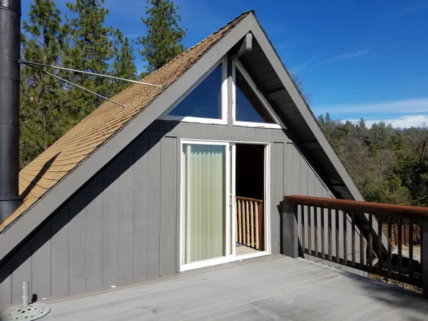a view of a house with porch