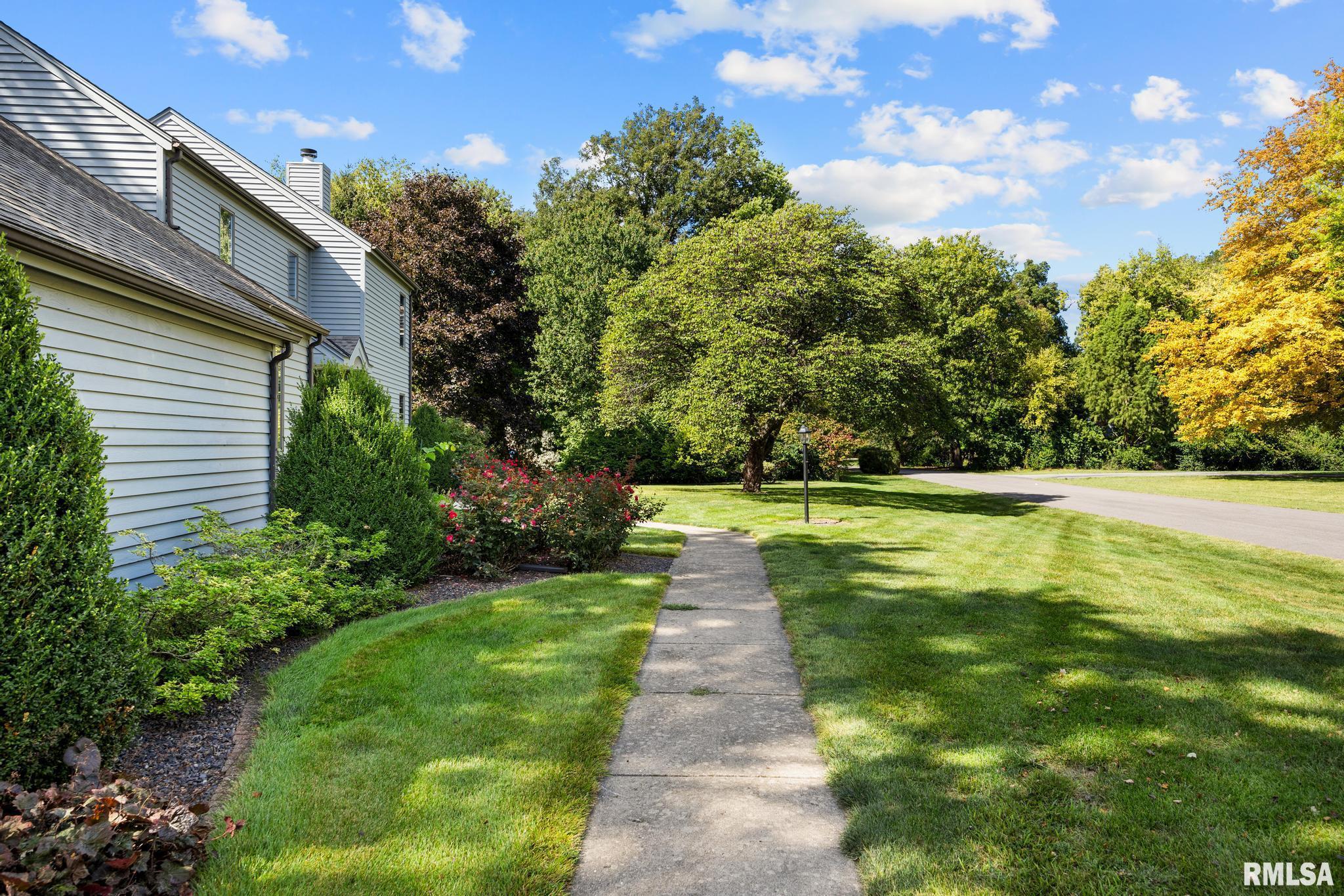 67 Waldheim Road Morton, IL 61550 - Photo 4 of 57 Gallery Image 4