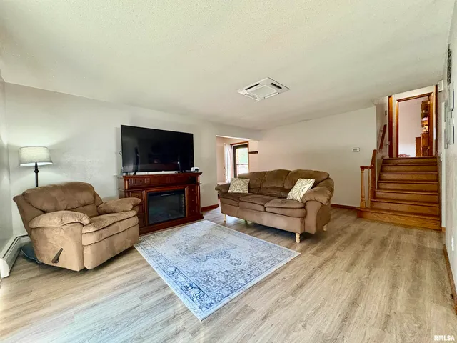 $169,900 | 508 North Webster Avenue, Jacksonville, IL 62650