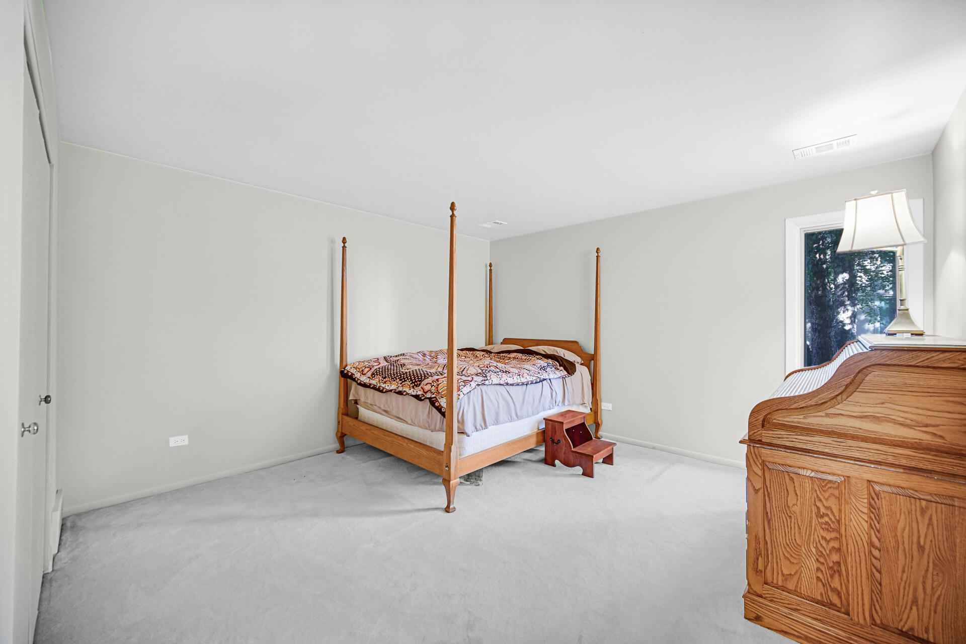 420 Old Stone Road, Unit H4 Munster, IN 46321 - Photo 13 of 22 1920x1280