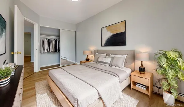 $2,695 | 85-18 Lefferts Boulevard, Unit 3R | Kew Gardens