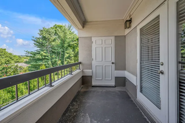 $399,900 | 3818 West End Avenue, Unit 312, Nashville, TN 37205
