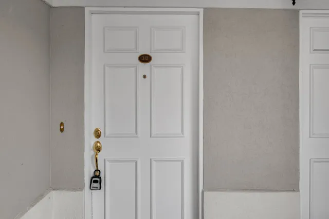 $399,900 | 3818 West End Avenue, Unit 312, Nashville, TN 37205