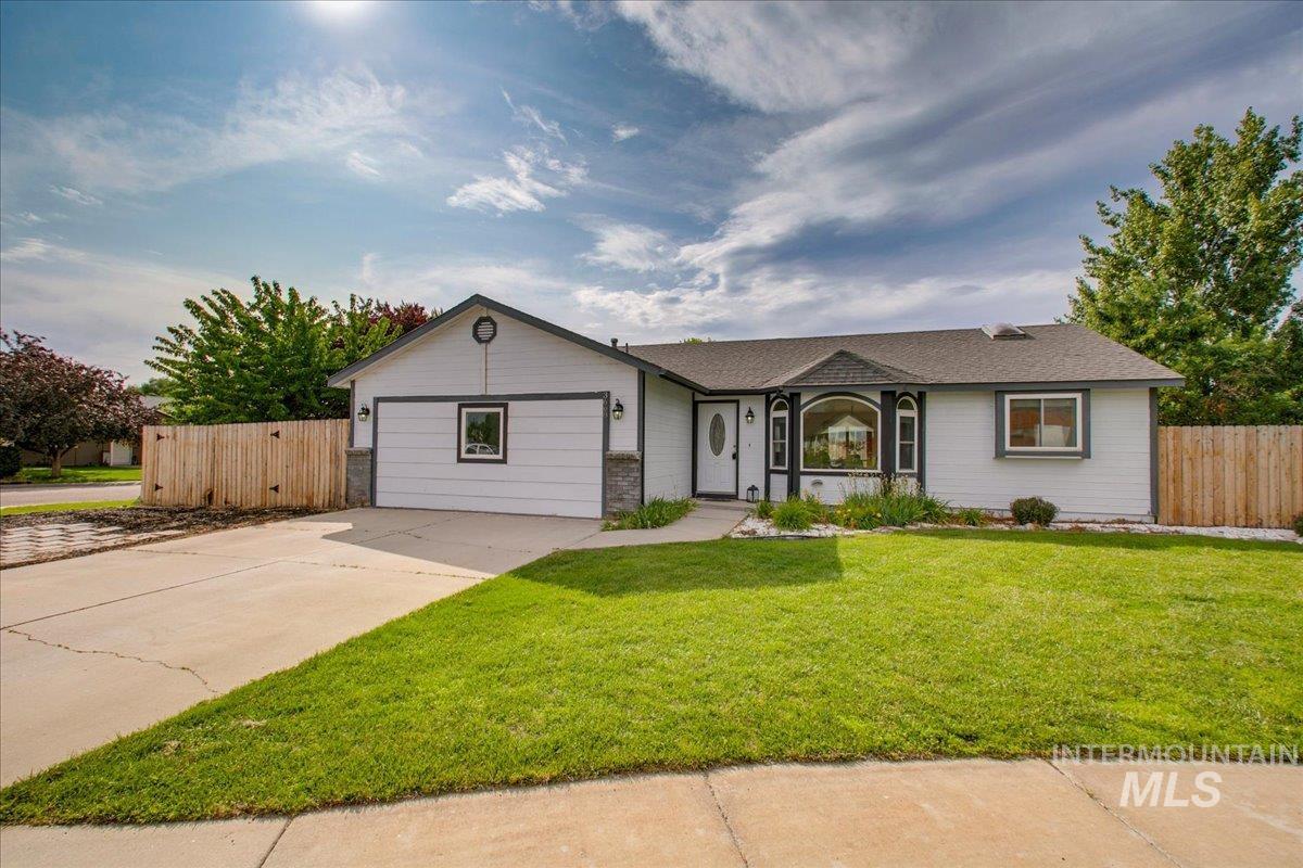 3668 South Springfield Avenue Meridian, ID 83642 - Photo 1 of 1 Gallery Image 1