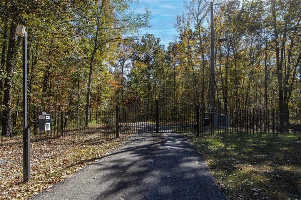 146 Highview Road Southeast Milledgeville, GA 31061 - Photo 24 of 30 a view of outdoor space with green space