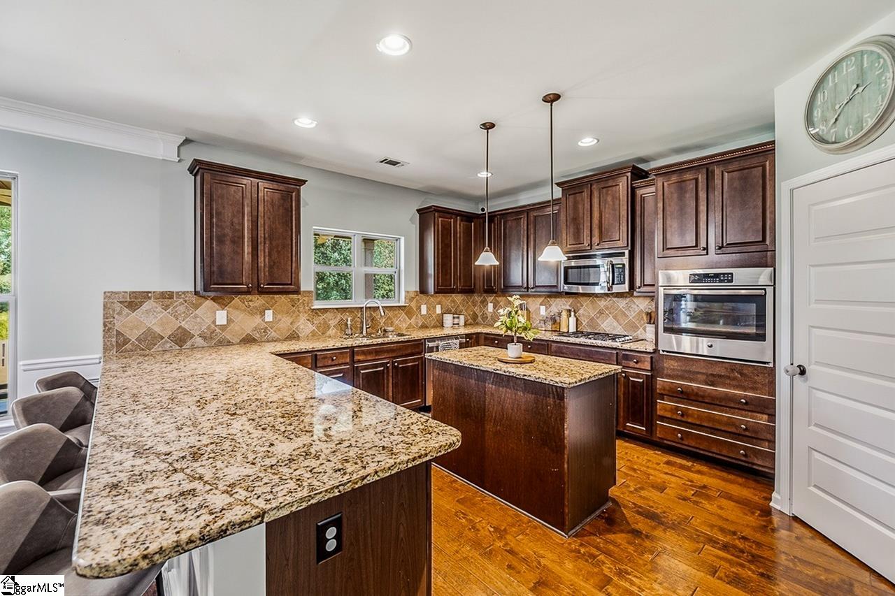 309 Chasemont Lane Simpsonville, SC 29680 - Photo 14 of 49