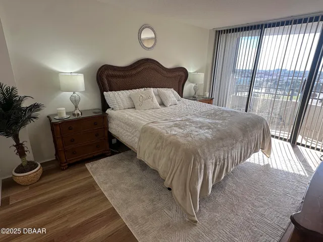 $3,200 | 2900 North Atlantic Avenue, Unit 405, Daytona Beach, FL 32118