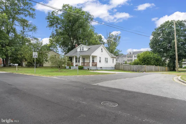a view of a house with garden