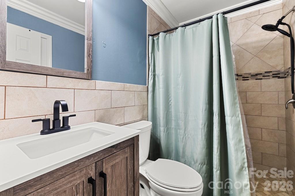 4403 Hubbard Road Charlotte, NC 28269 - Photo 11 of 27 Gallery Image 11