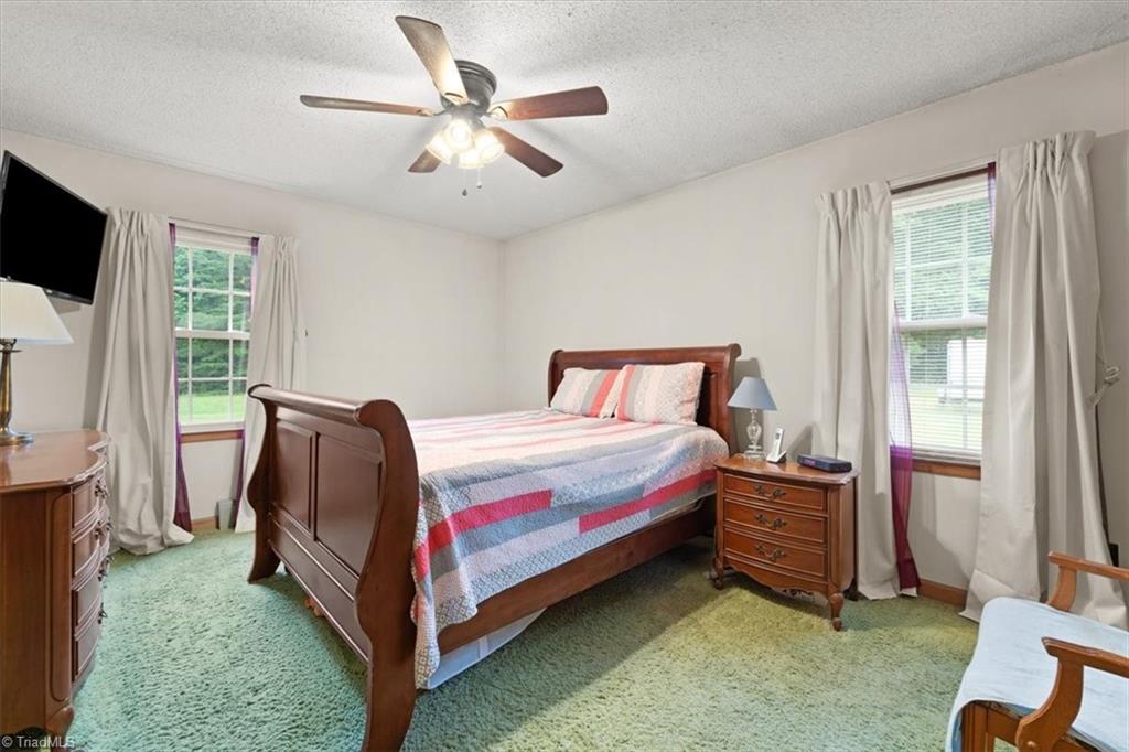 7630 Doggett Road Browns Summit, NC 27214 - Photo 13 of 41