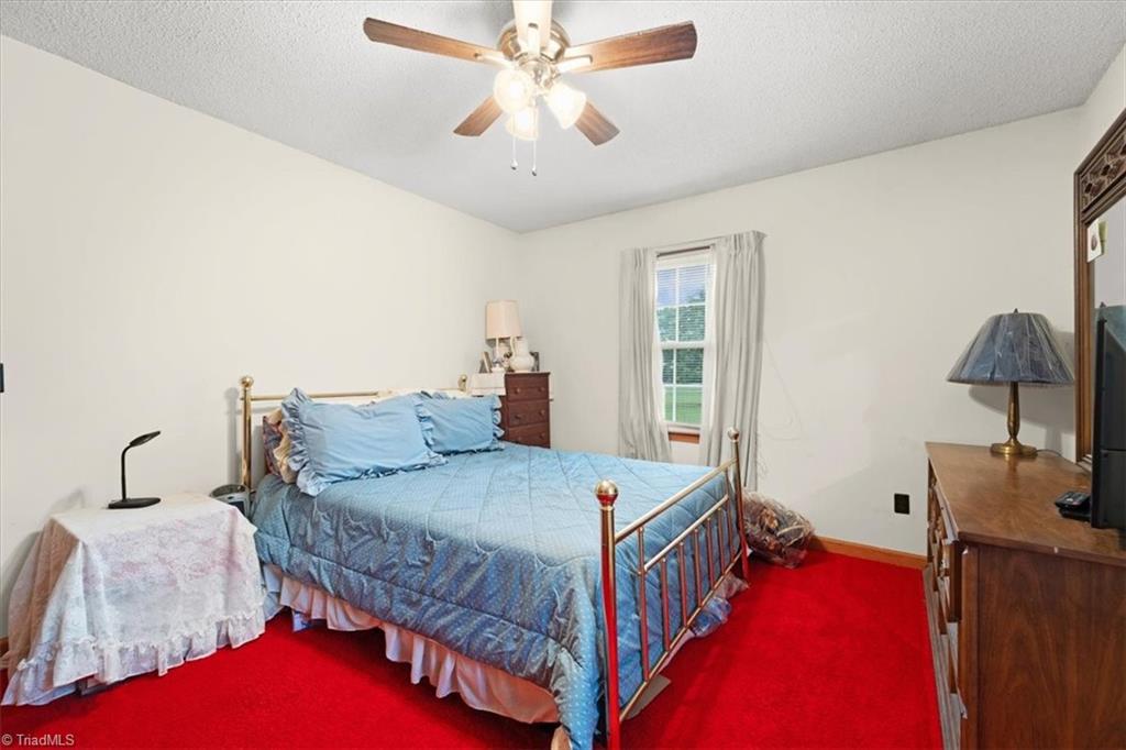 7630 Doggett Road Browns Summit, NC 27214 - Photo 18 of 41