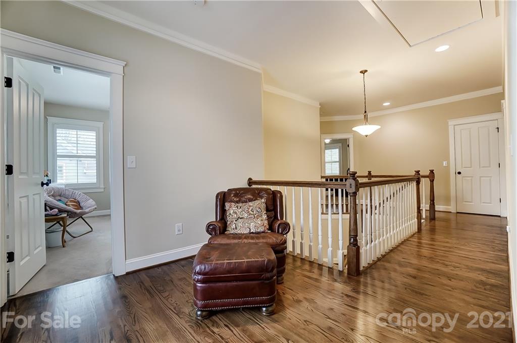 829 Elswick Court Fort Mill, SC 29708 - Photo 33 of 48 a living room with furniture