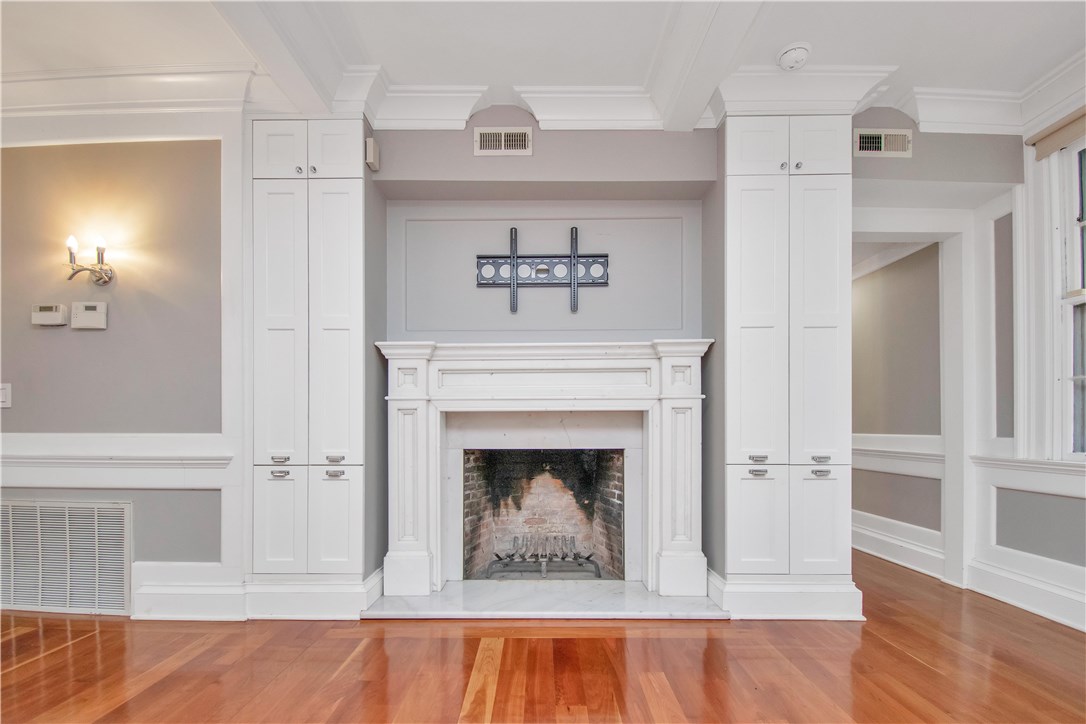 367 Benefit Street, Unit 3 Providence, RI 02903 - Photo 5 of 26 Enjoy a real wood fire while watching your favorite television program. Note the marble fireplace surround.