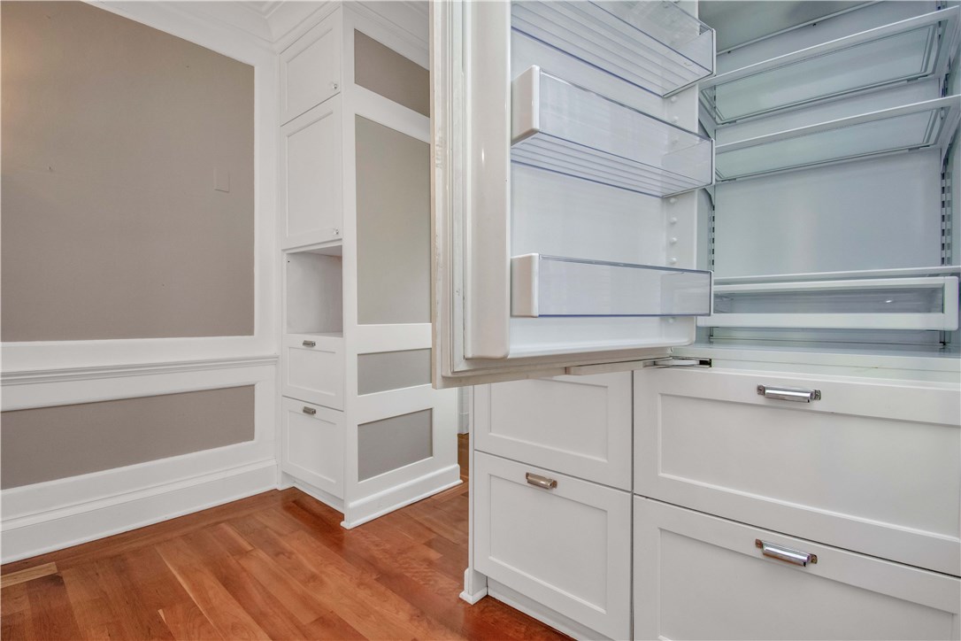 367 Benefit Street, Unit 3 Providence, RI 02903 - Photo 7 of 26 Paneled refrigerator and freezer drawers create a seamless look