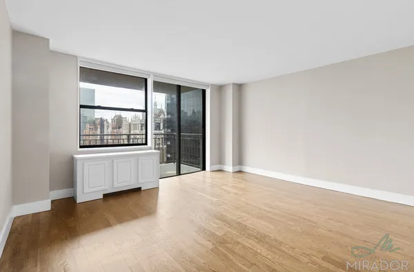 $4,700 | 330 East 39th Street, Unit 22G | Murray Hill
